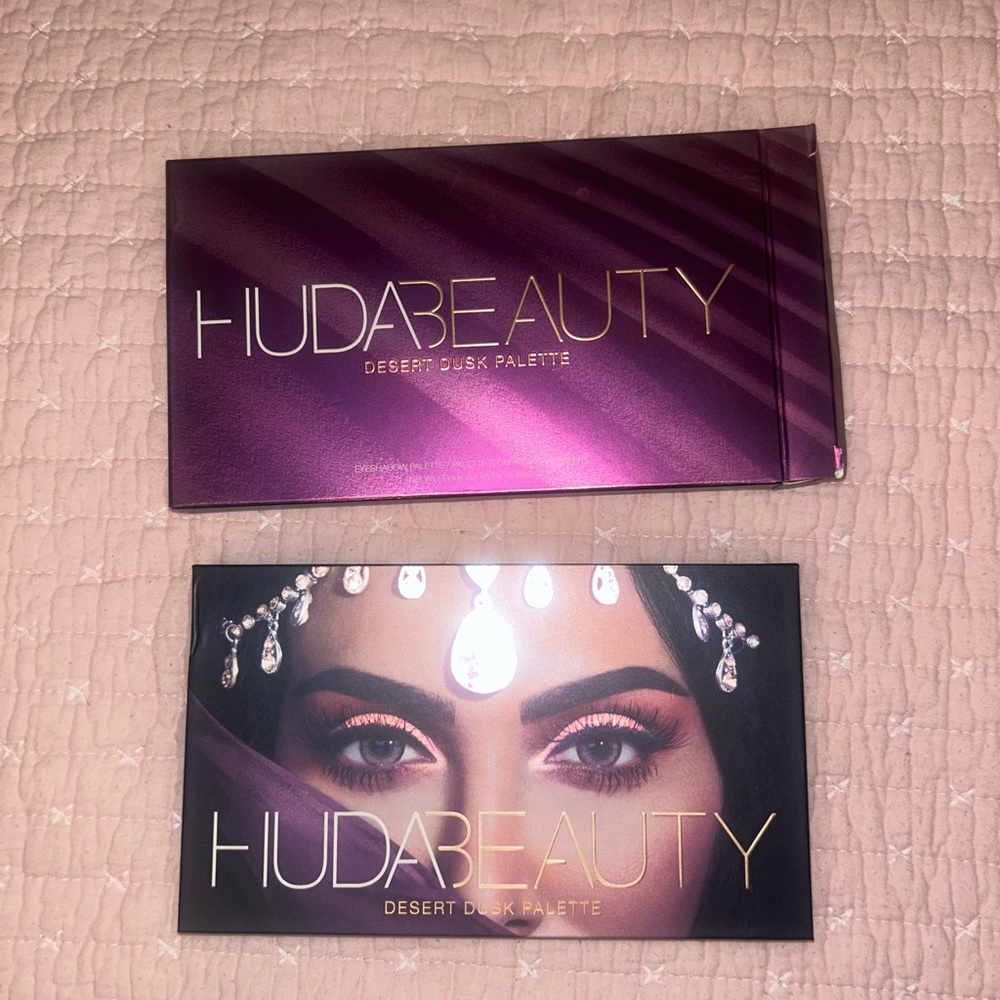 Huda Beauty Desert Dusk Palette - Purple and Black